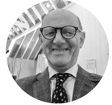 Dr Luis Leighton